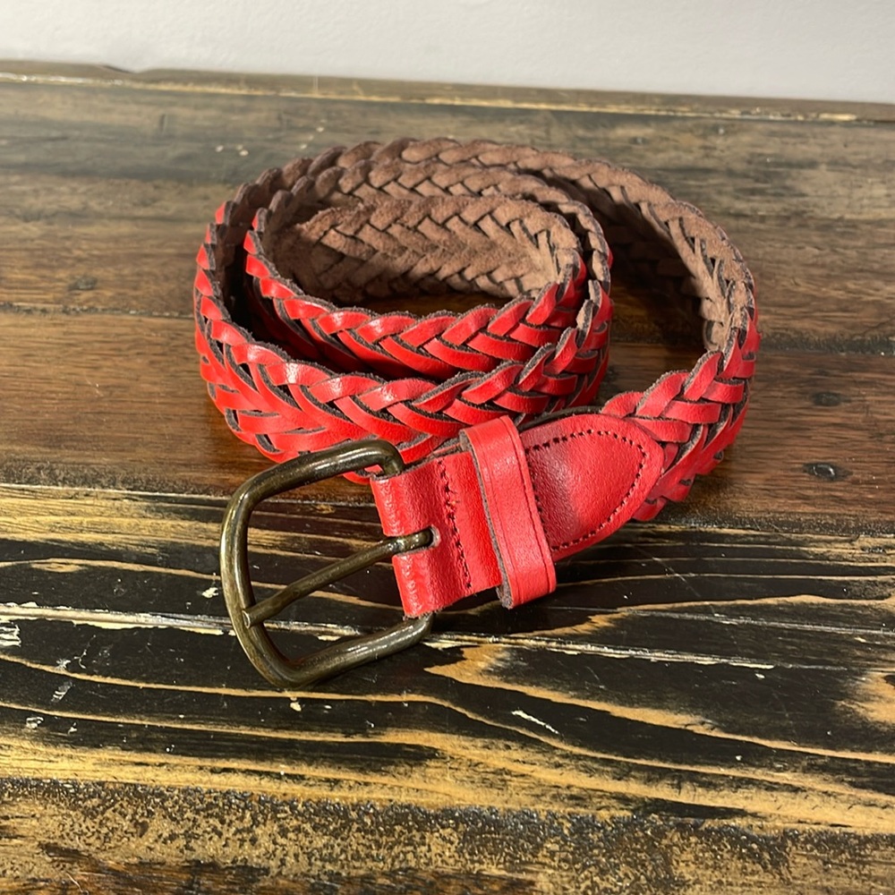 Leather red woven leather 36.5” belt beautiful condition bronzed metal buckle SM